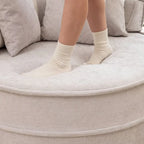 Sillón moderno redondo con barril y otomana - Sofá de terciopelo