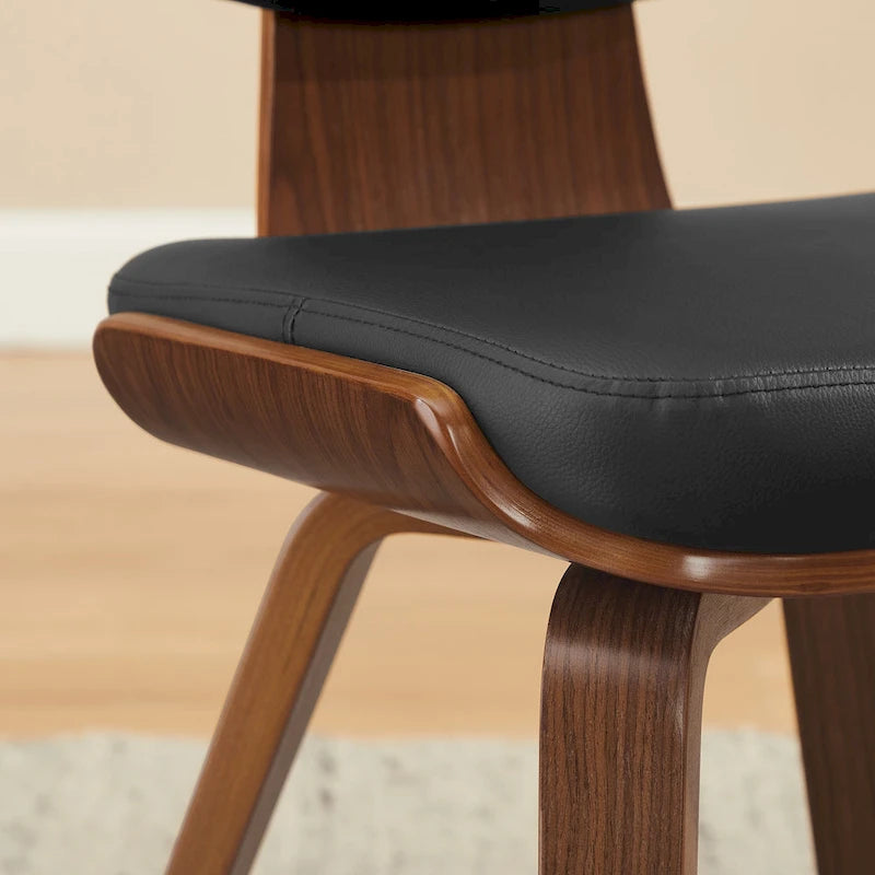 Silla de comedor de madera y piel sintética
